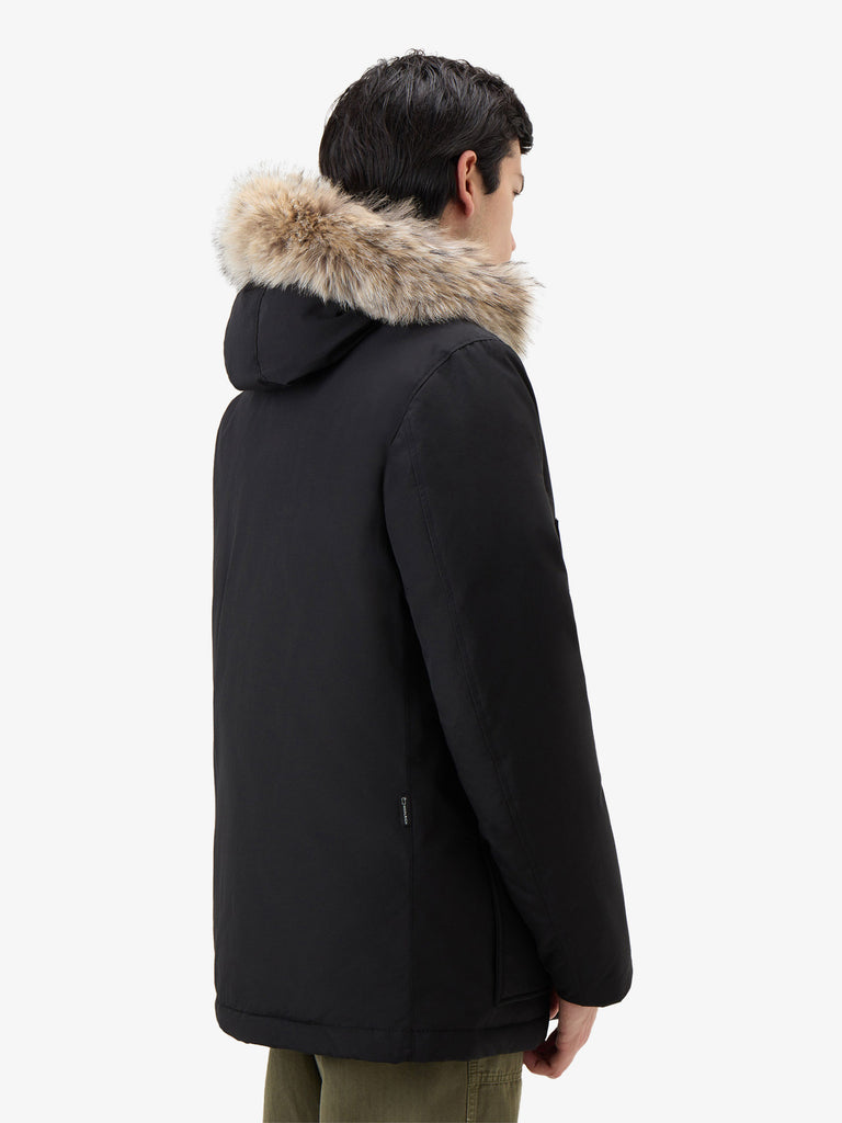 WOOLRICH Parka Arctic Anorak in ramar cloth con pelliccia removibile uomo nero