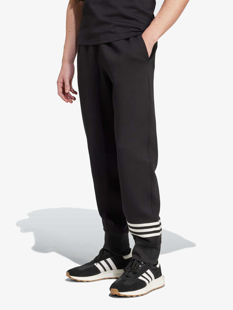 ADIDAS Joggers Neuclassics IW0973 uomo cotone nero