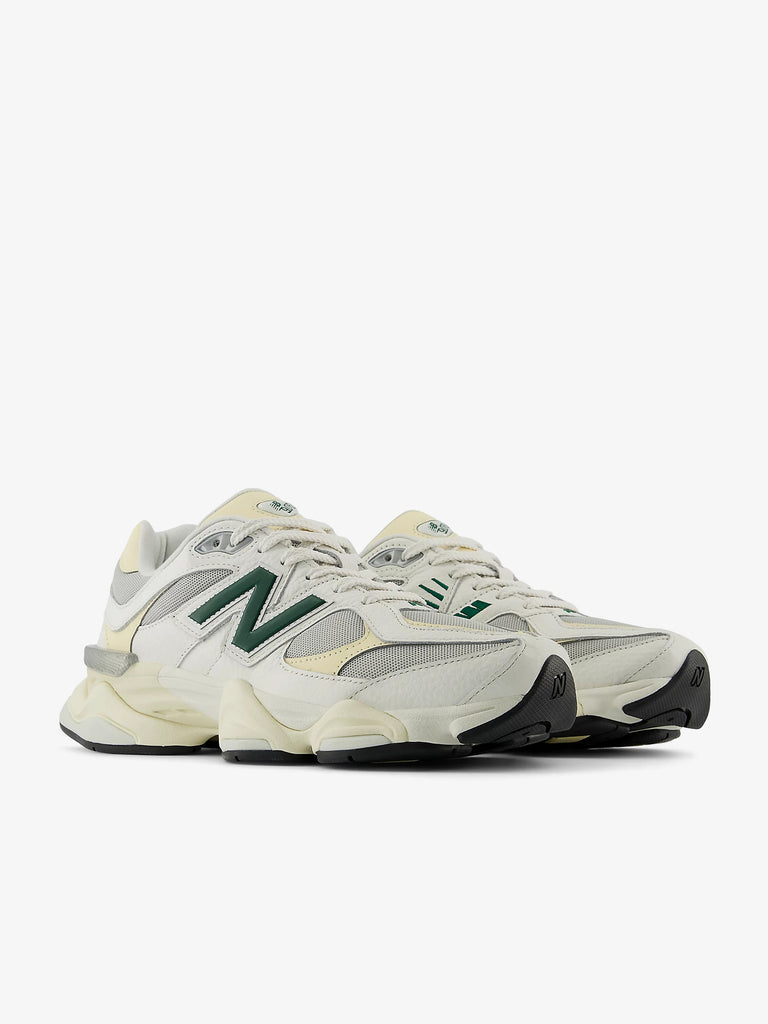 NEW BALANCE Sneakers U9060ESE camoscio bianco