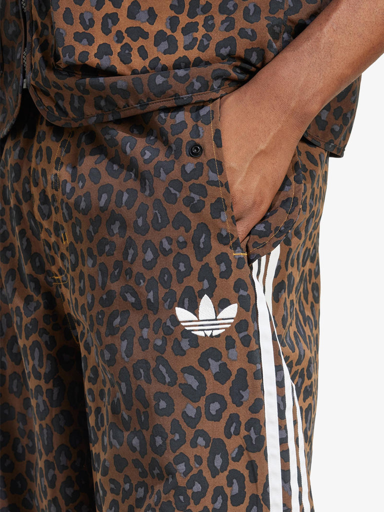 ADIDAS joggers originals graphic leopard marrone