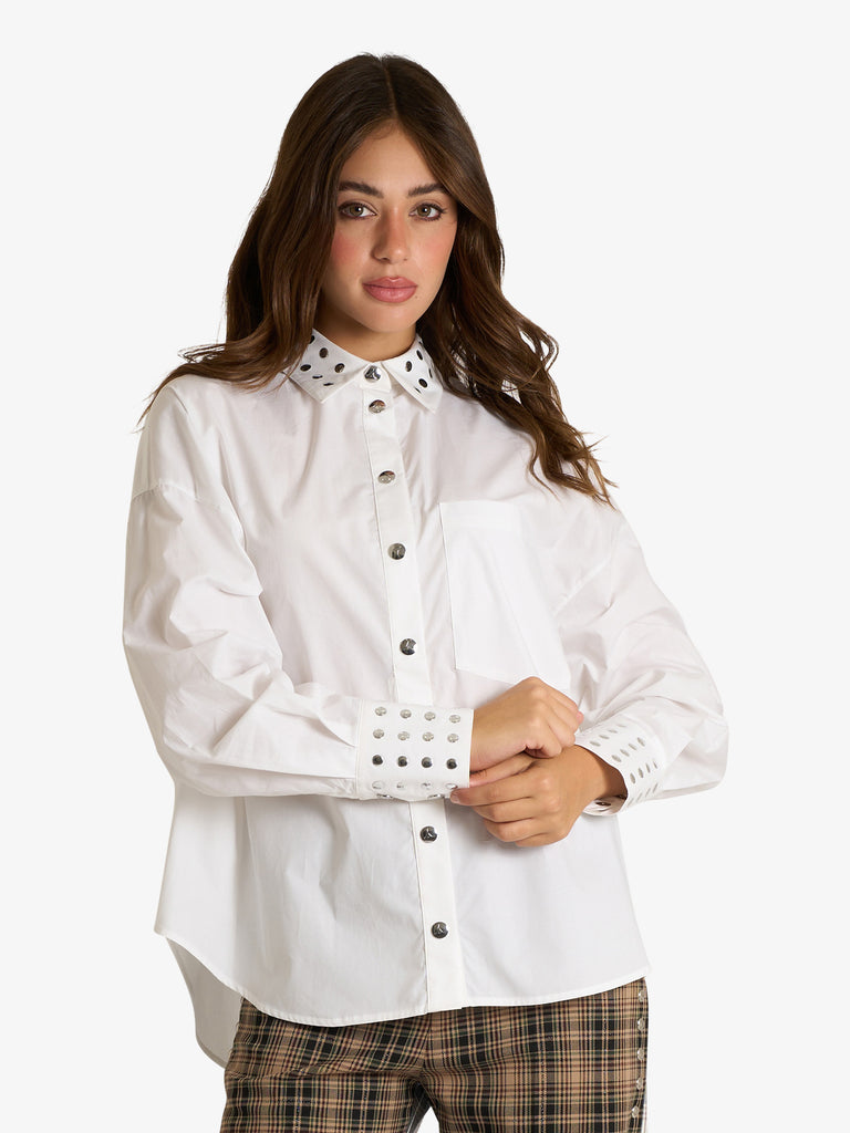 AKEP camicia con dettaglio borchie donna bianco