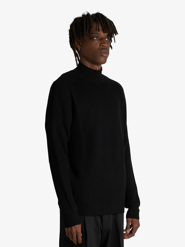 AMARANTO maglia a collo alto uomo nero lana