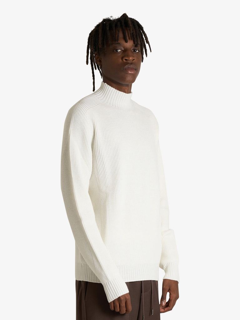 AMARANTO maglia a collo alto uomo panna lana