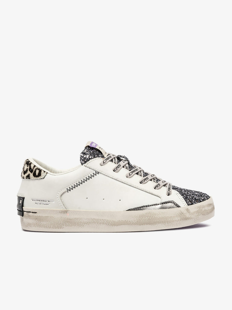 CRIME LONDON sneakers donna distressed 25003AA810 pelle bianco