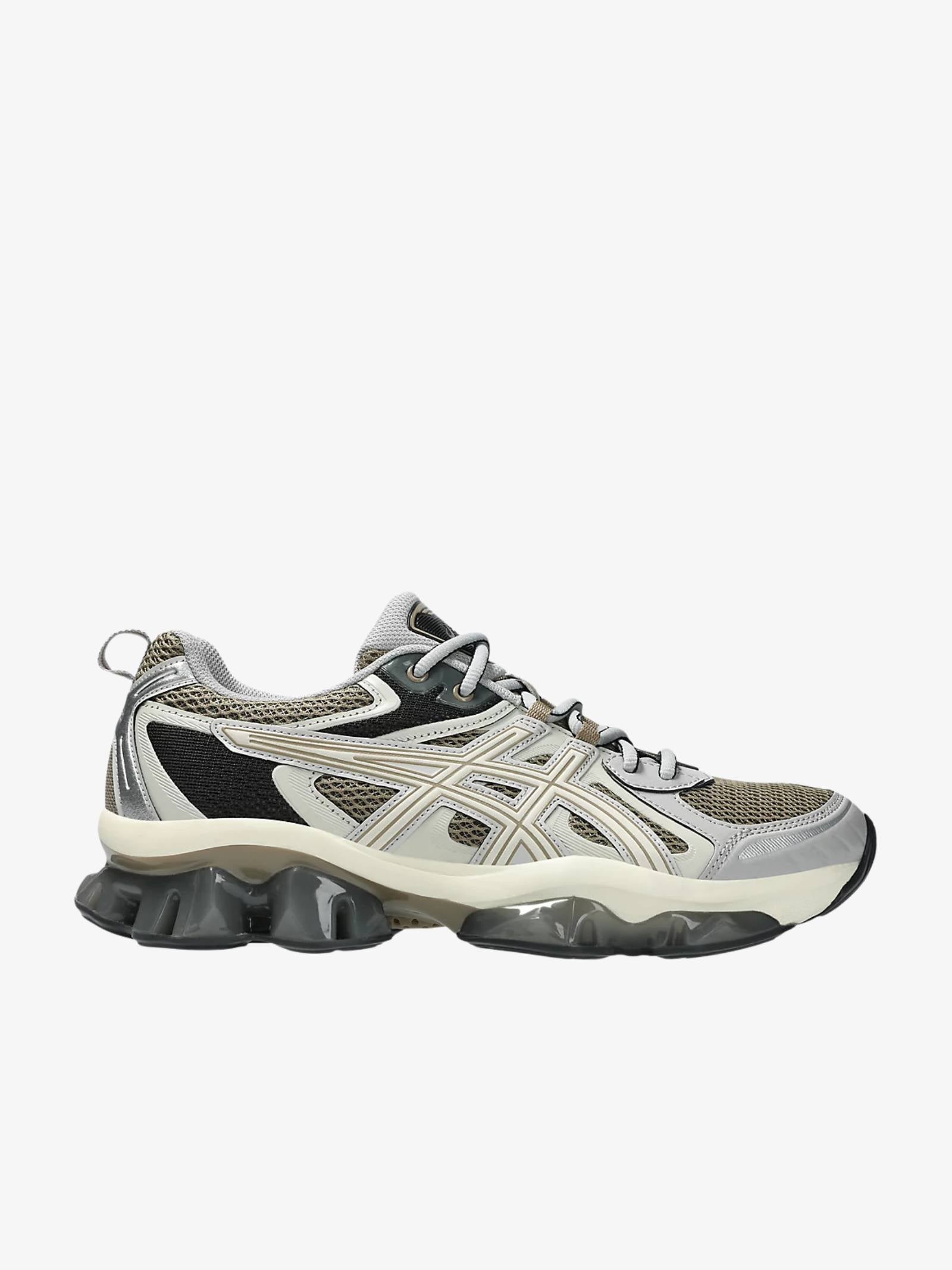 スニーカー asics SS25 GEL-QUANTUM KINETIC (1203A270 203) GEL-QUANTUM KINETIC | Unisex | Sand/Black | Sportstyle Shoes