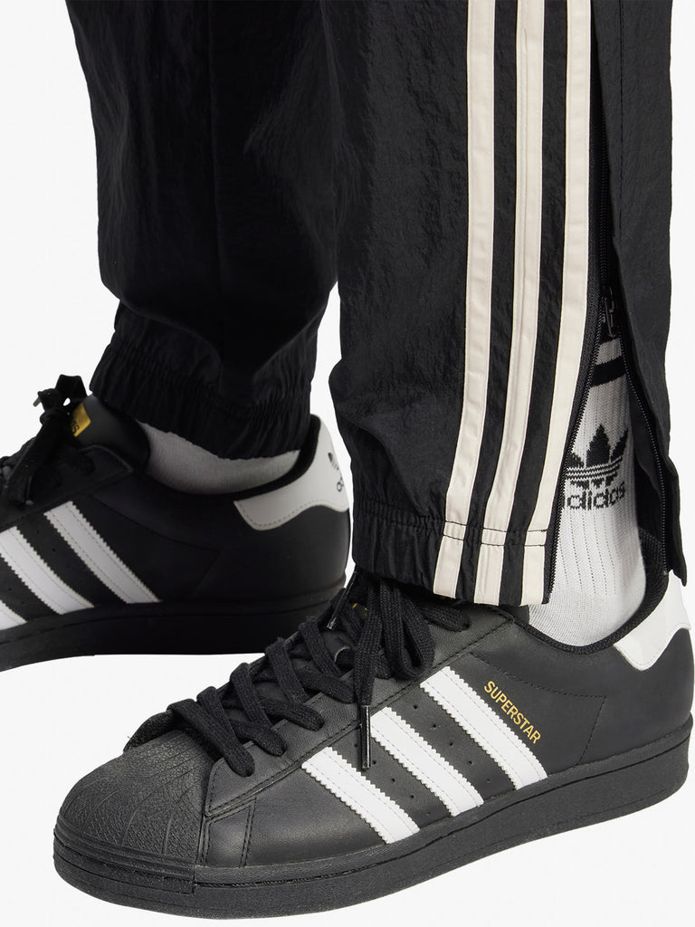 ADIDAS Joggers MUFC OG TP IS6527 Uomo Nero