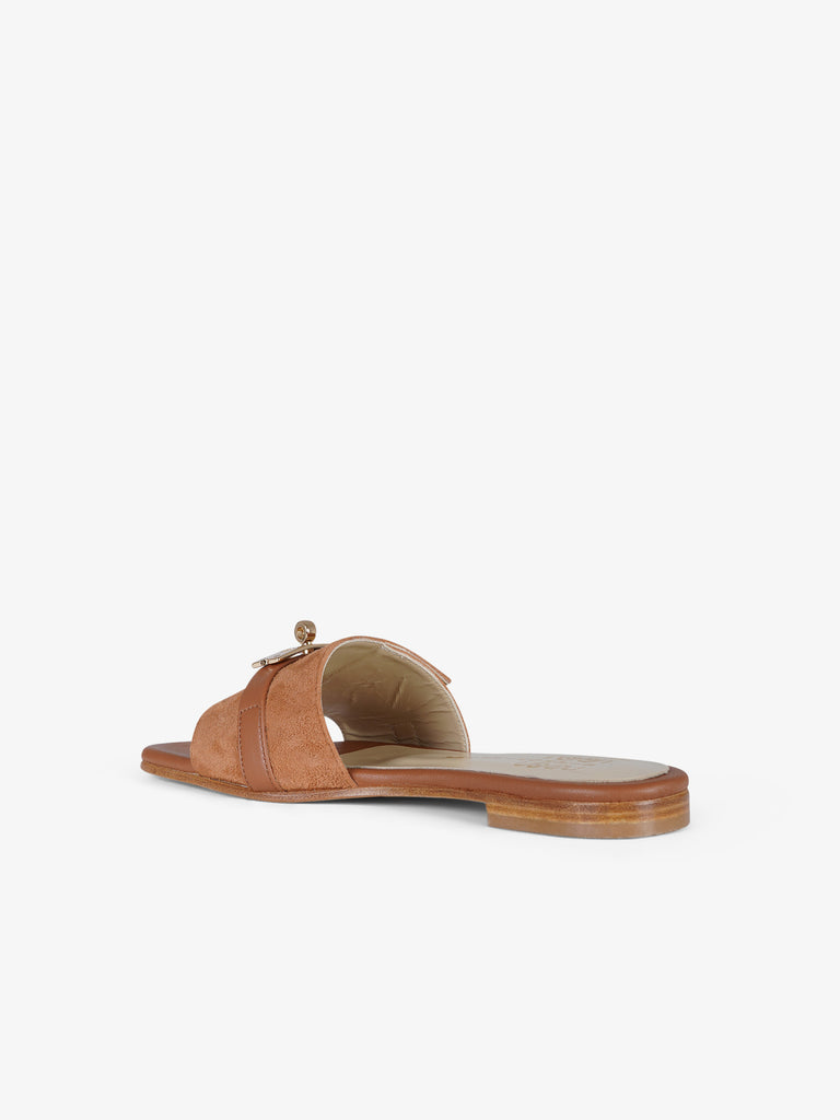 SIANO VIA ROMA sandali bassi donna chiusura in metallo camoscio beige