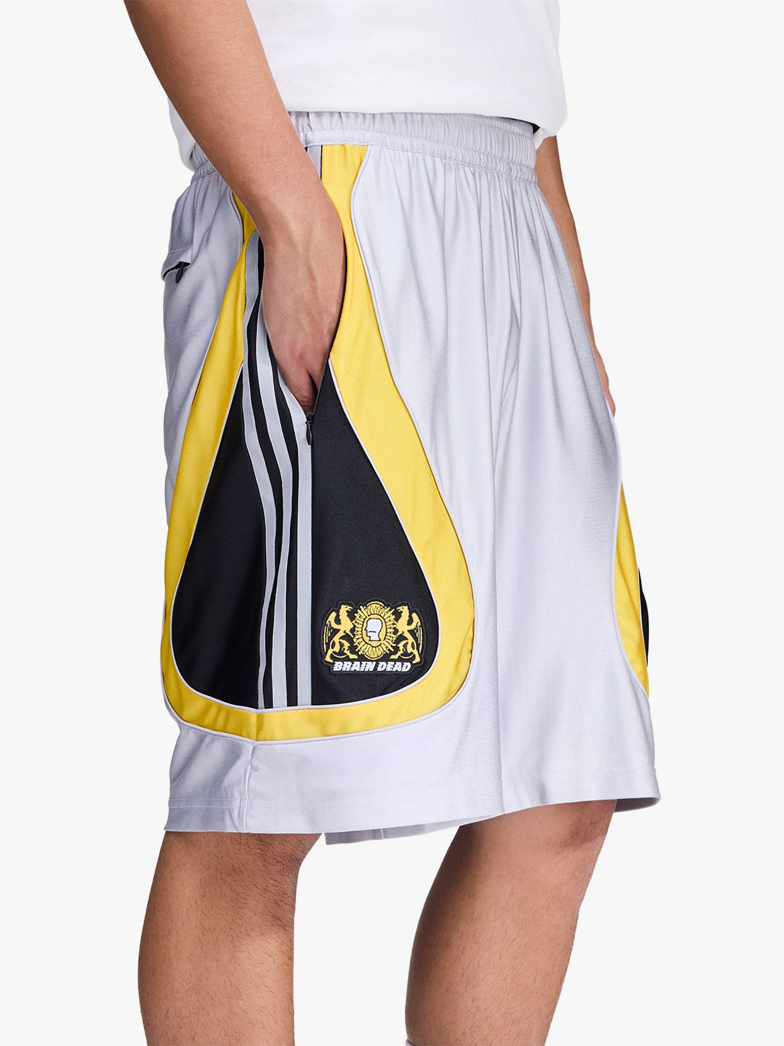 【新品タグ付・稀少品サイズ3XL】adidas BRAIN DEAD SHORT Brain Dead x adidas Shorts - Silver