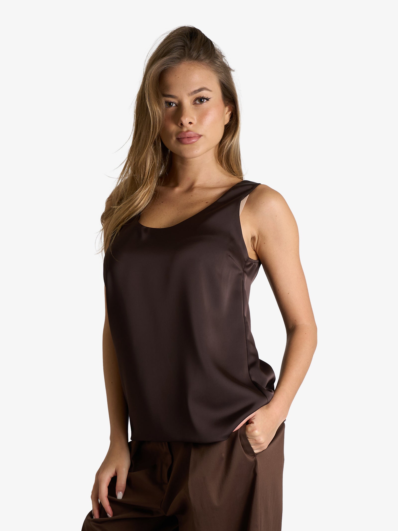 Canotte Da Donna | Scopri Canotte Corte Da Donna Online Canotte Da Donna | Scopri Canotte Corte Da Donna Online