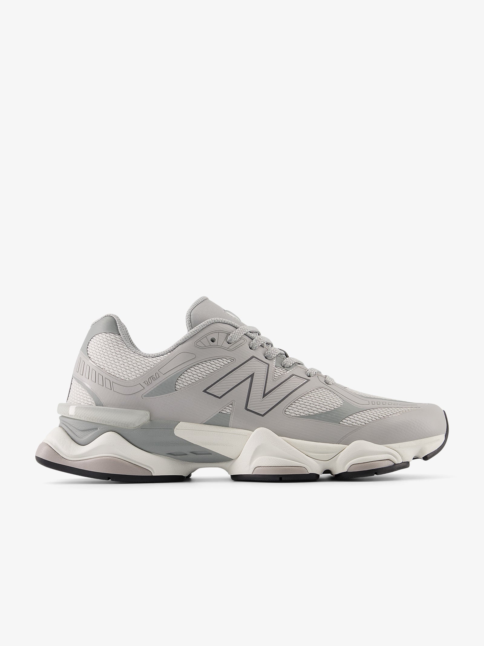 New Balance 9060 | Order online at Faraone.