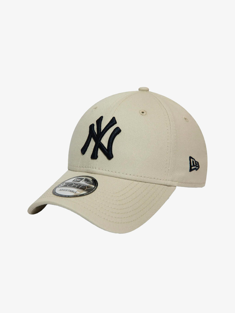 Hat 9FORTY New York Yankees Women's faux leather beige